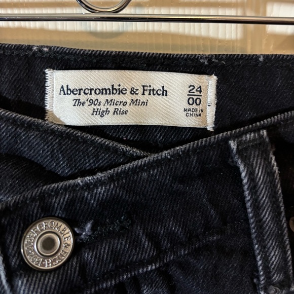 Abercrombie & Fitch Mini Skirt - Picture 3 of 4